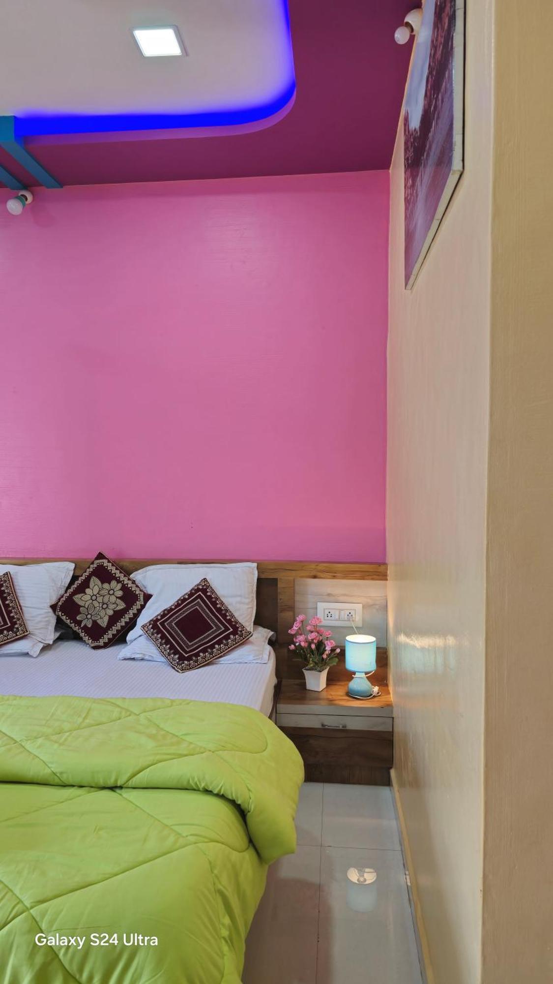 Abhi Homestay Hampi Exterior foto